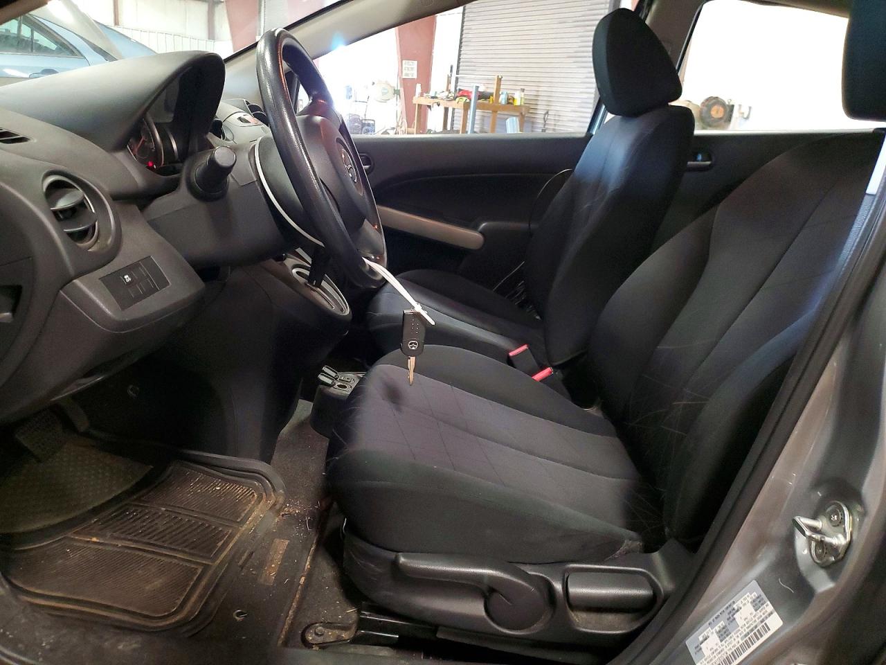 2013 Mazda Mazda2 Gray vin: JM1DE1KY1D0157134