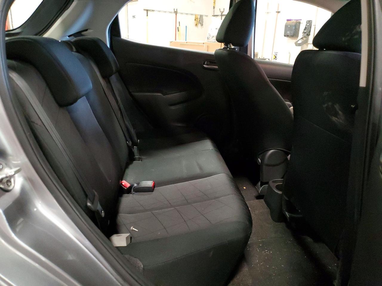 2013 Mazda Mazda2 Gray vin: JM1DE1KY1D0157134