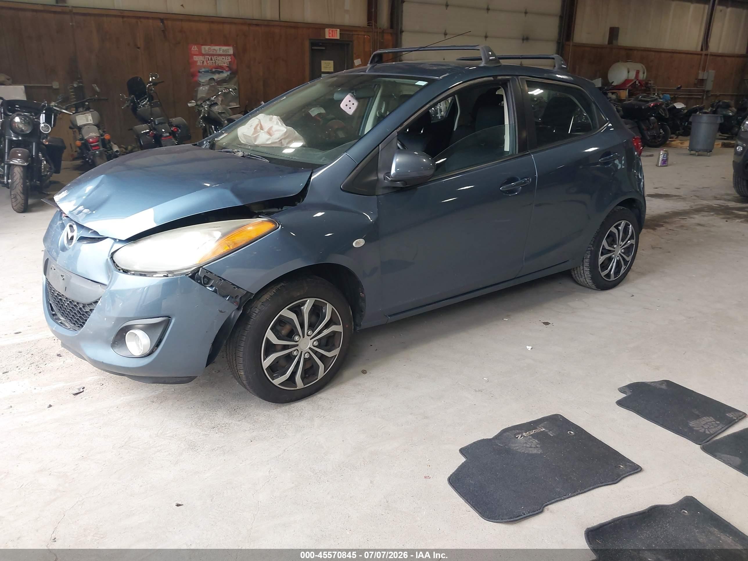 2014 Mazda Mazda2 Sport Blue vin: JM1DE1KY1E0184237