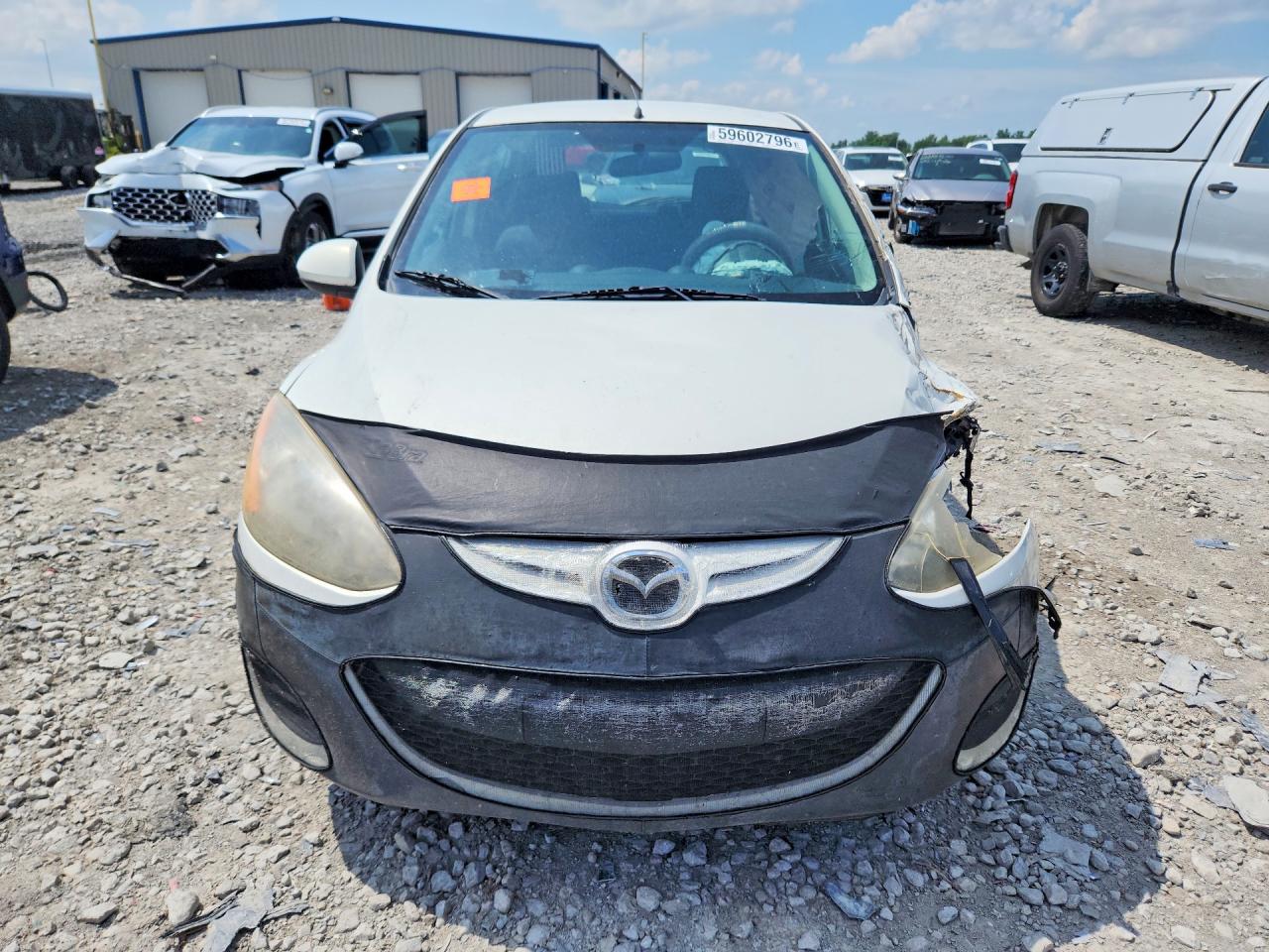2013 Mazda Mazda2 White vin: JM1DE1KY2D0165422