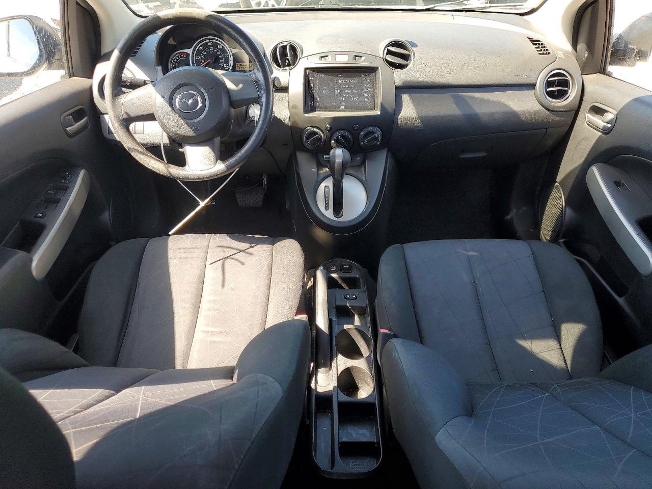 2014 Mazda Mazda2 Sport White vin: JM1DE1KY2E0183453