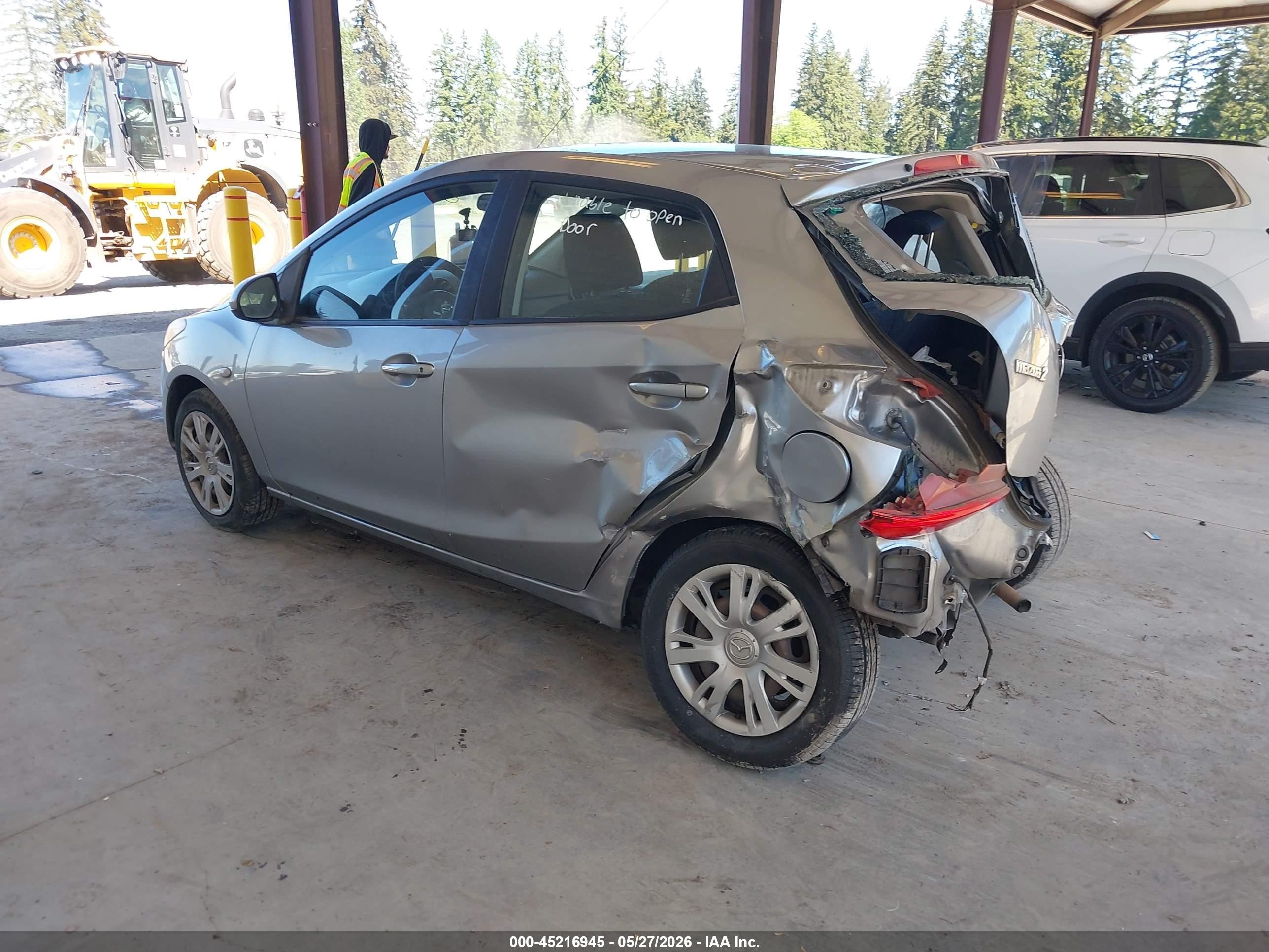 2012 Mazda Mazda2 Sport Gray vin: JM1DE1KY3C0152189
