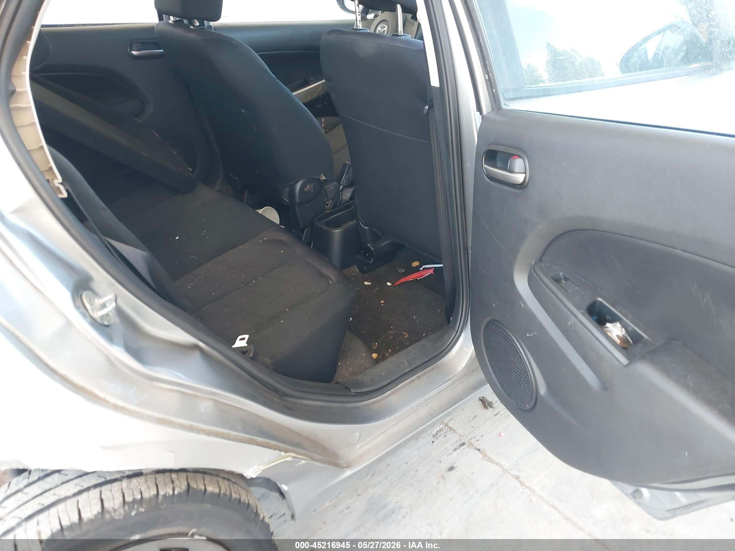 2012 Mazda Mazda2 Sport Gray vin: JM1DE1KY3C0152189