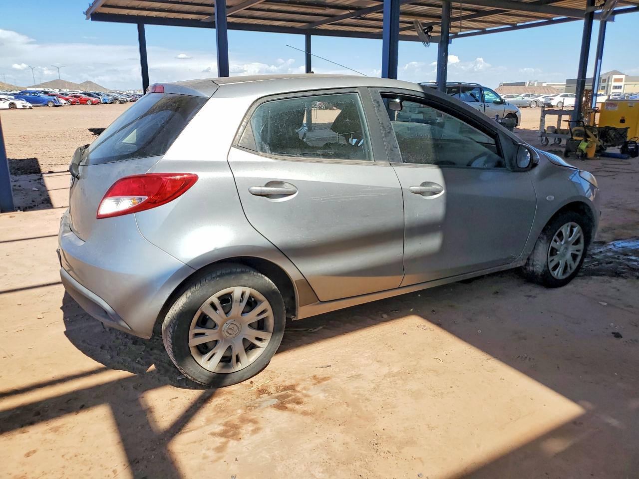 2013 Mazda Mazda 2 Gray vin: JM1DE1KY4D0153885