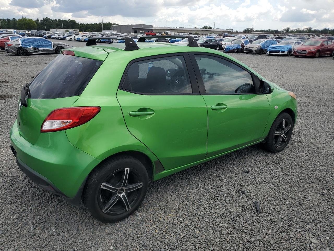 2013 Mazda Mazda2 Green vin: JM1DE1KY4D0163851