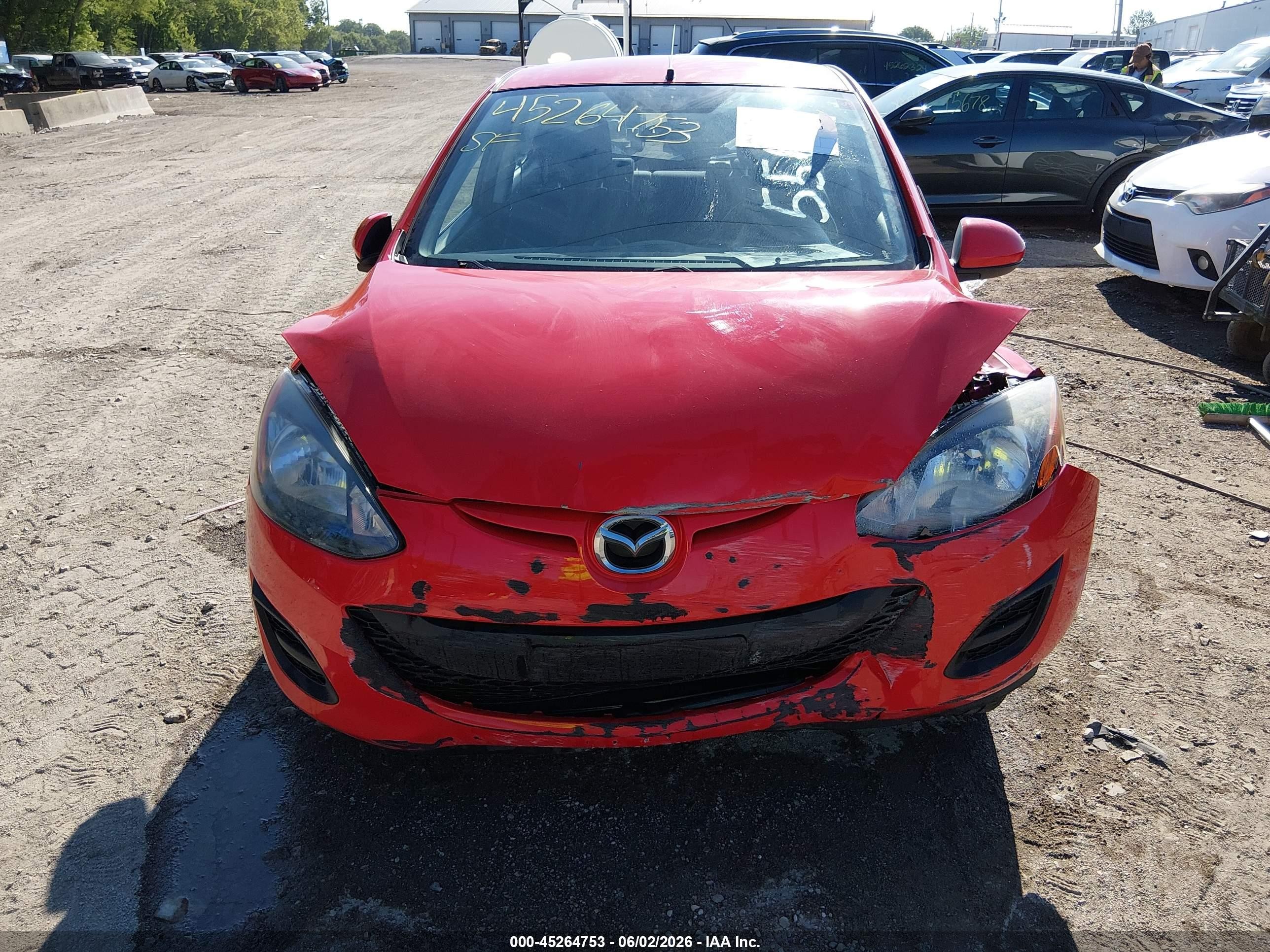 2013 Mazda Mazda2 Sport Красный vin: JM1DE1KY4D0164465