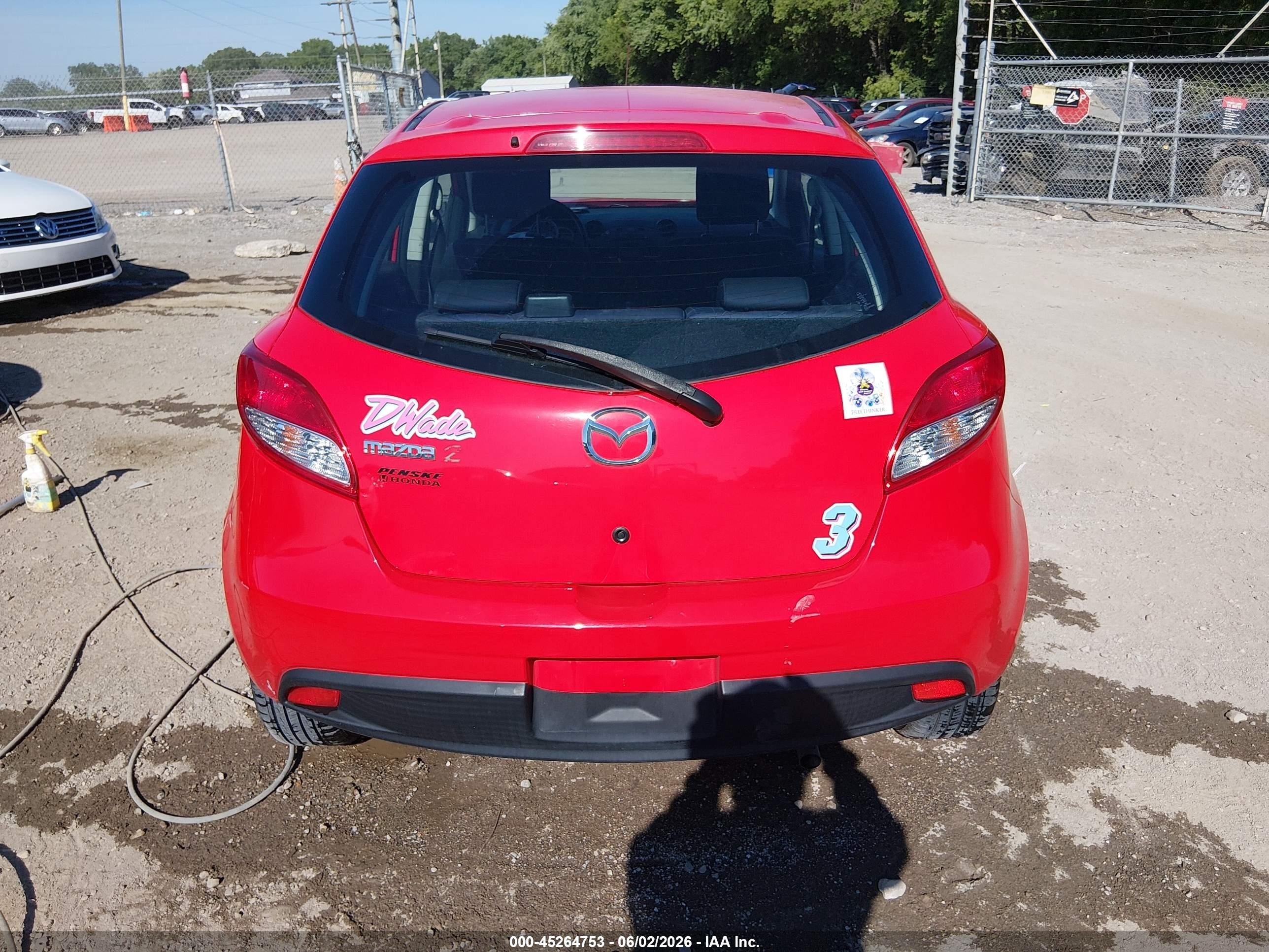 2013 Mazda Mazda2 Sport Красный vin: JM1DE1KY4D0164465