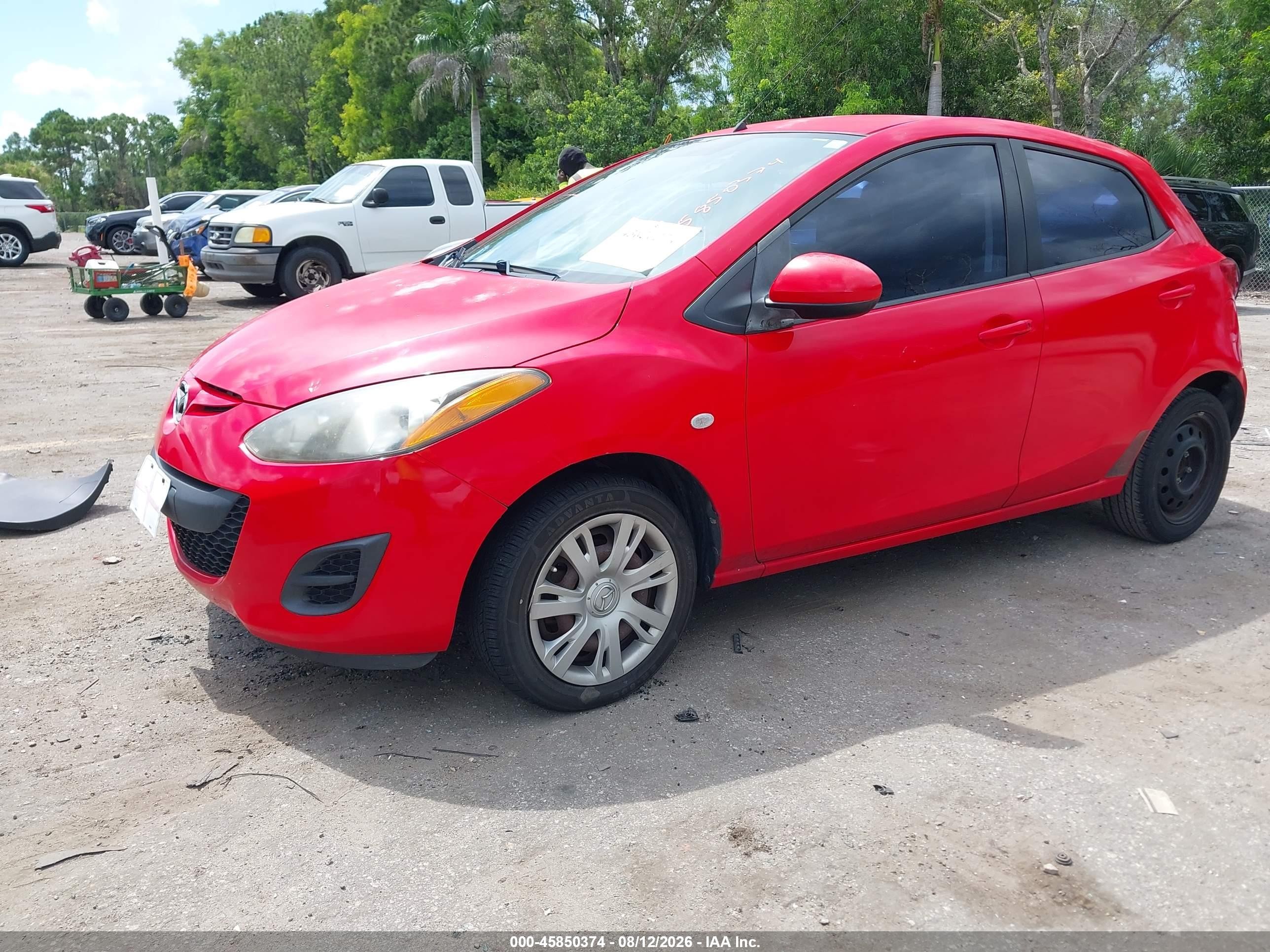 2013 Mazda Mazda2 Sport Красный vin: JM1DE1KY4D0170668
