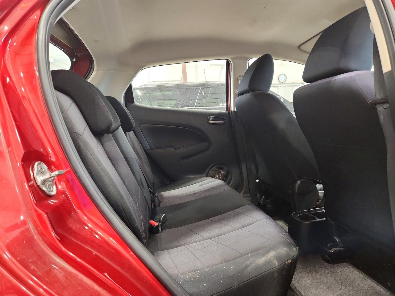 2014 Mazda Mazda2 Sport Red vin: JM1DE1KY4E0174446