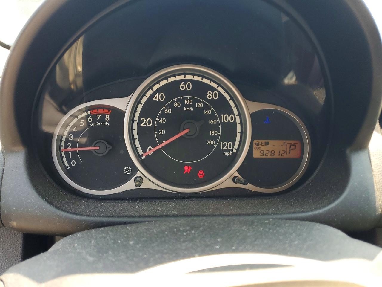 2012 Mazda Mazda2 Silver vin: JM1DE1KY5C0132381