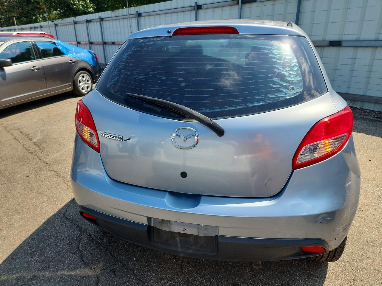 2013 Mazda Mazda2 Blue vin: JM1DE1KY5D0152955