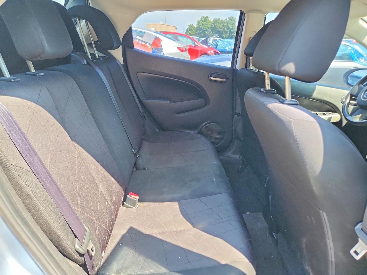 2013 Mazda Mazda2 Blue vin: JM1DE1KY5D0152955