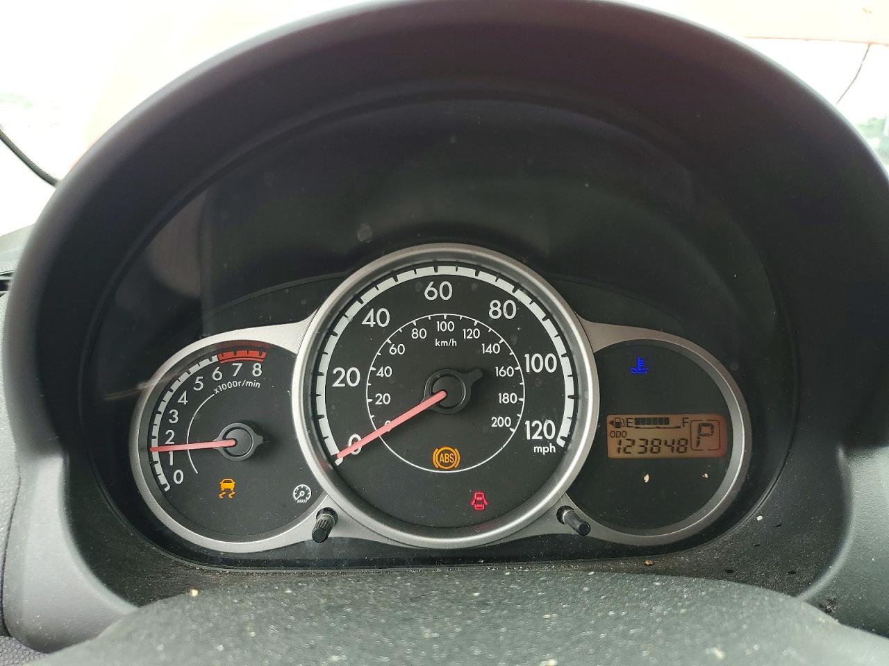 2013 Mazda Mazda2 Red vin: JM1DE1KY5D0154995