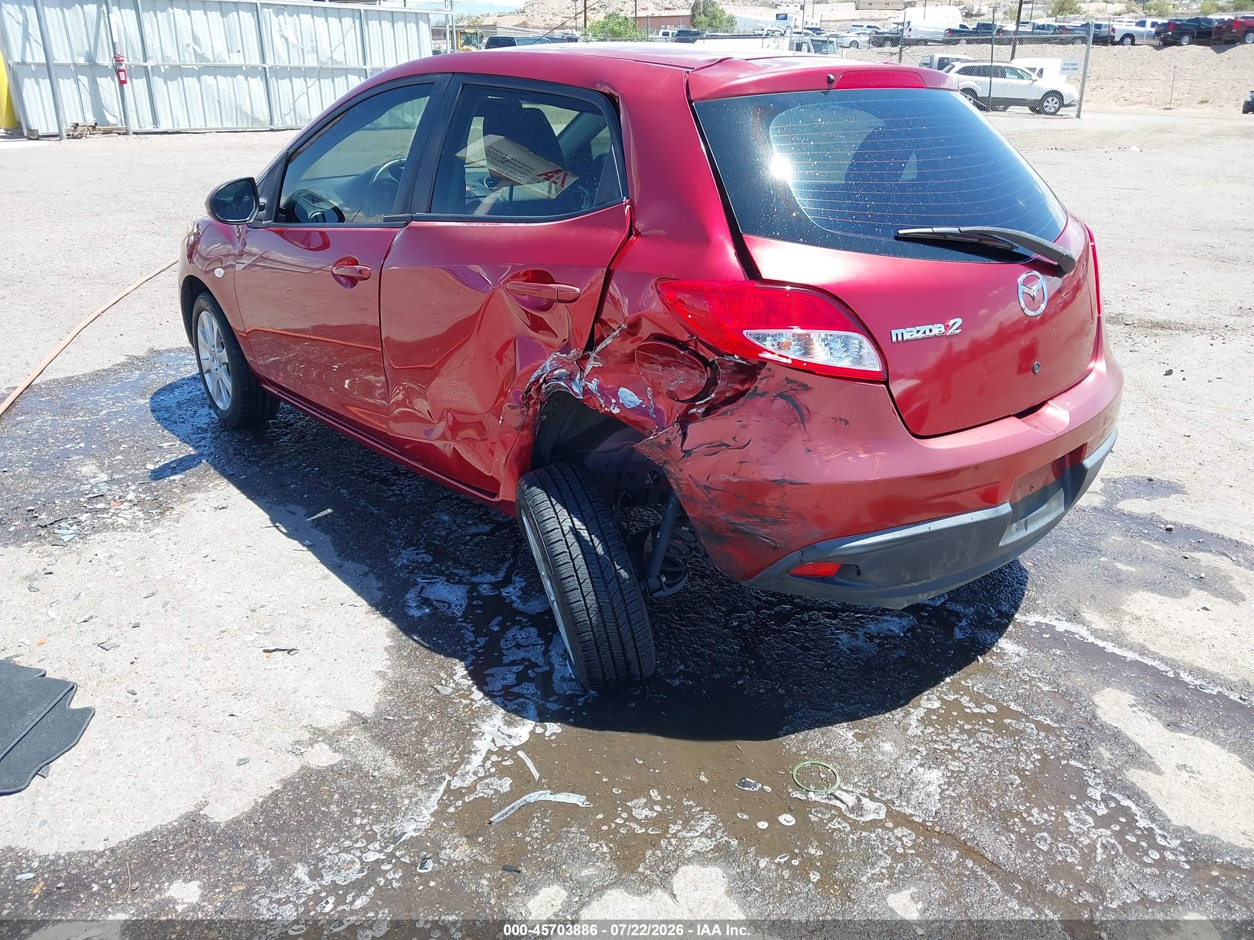 2014 Mazda Mazda2 Sport Красный vin: JM1DE1KY5E0187173