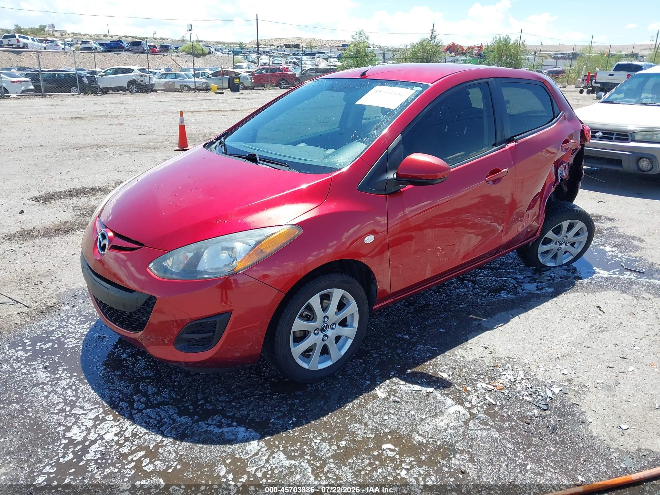 2014 Mazda Mazda2 Sport Красный vin: JM1DE1KY5E0187173