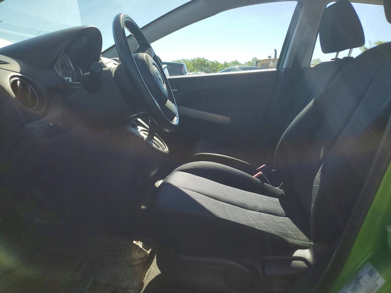 2013 Mazda Mazda2 Green vin: JM1DE1KY6D0154956