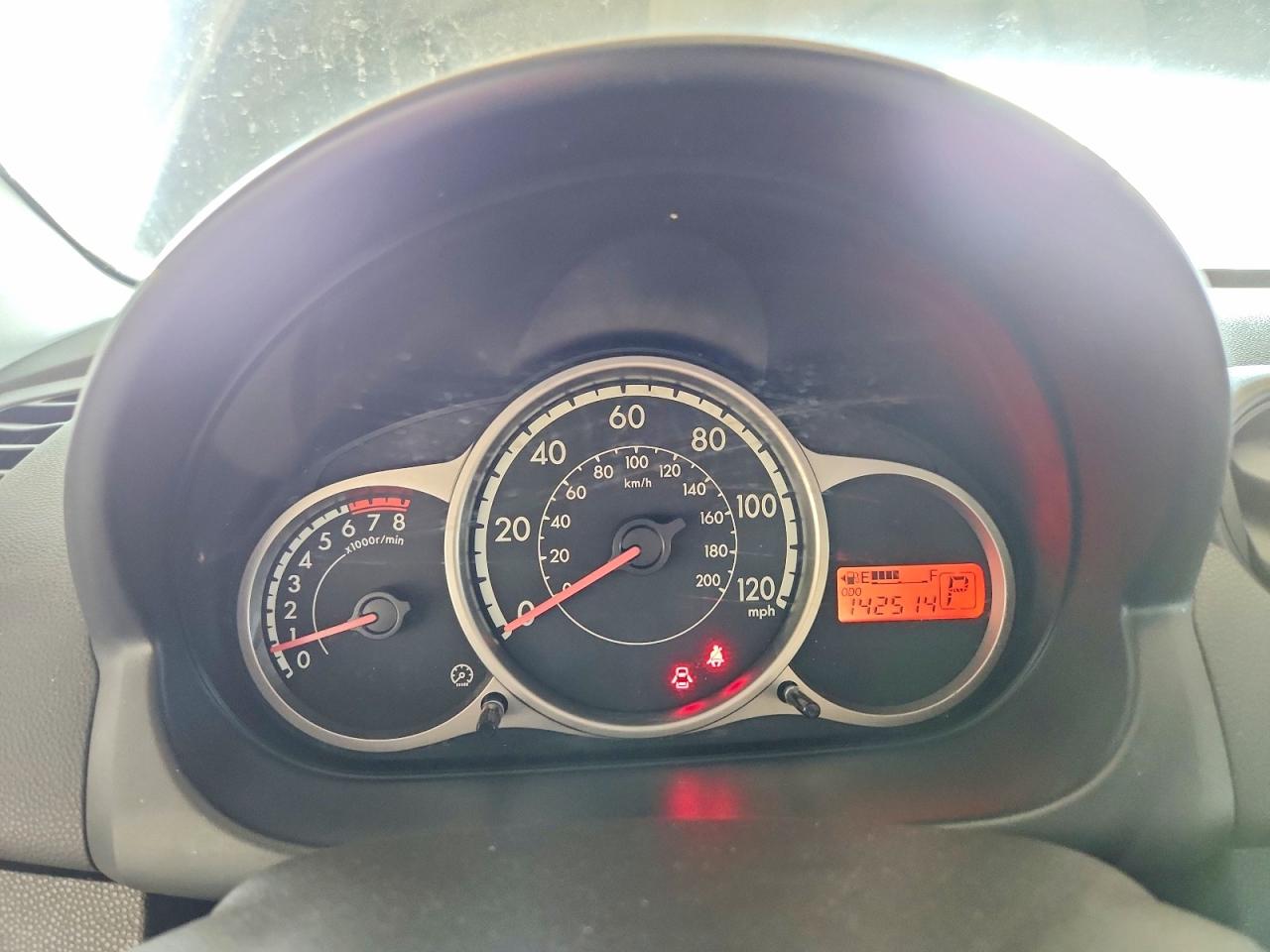 2013 Mazda Mazda2 Черный vin: JM1DE1KY6D0161809