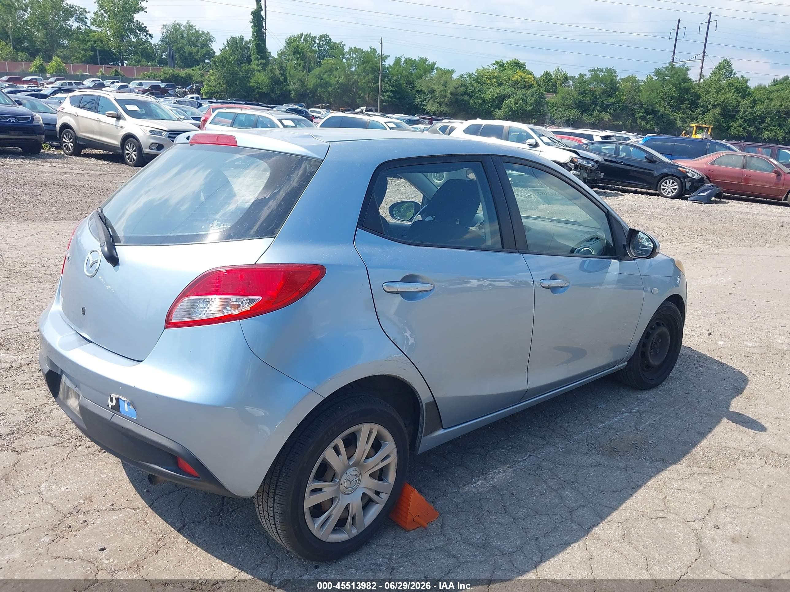 2013 Mazda Mazda2 Sport Light Blue vin: JM1DE1KY6D0166041