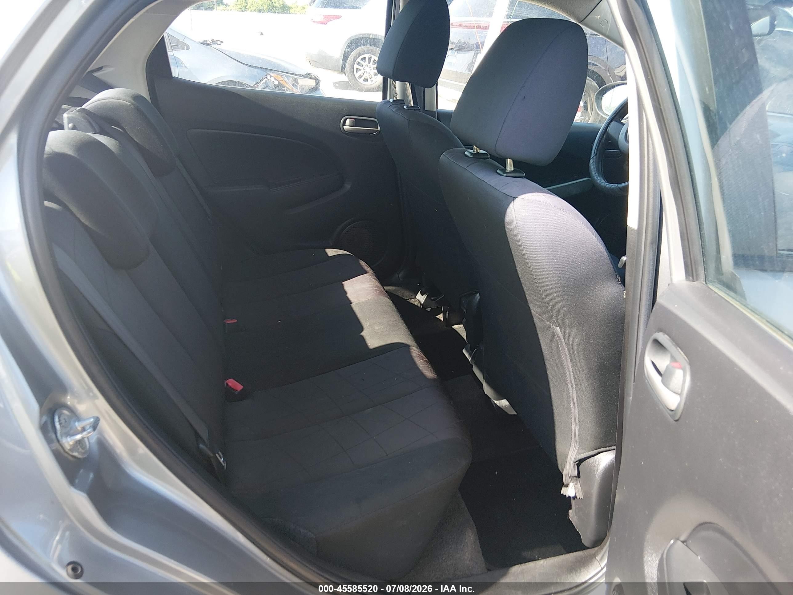 2013 Mazda Mazda2 Sport Gray vin: JM1DE1KY6D0170459