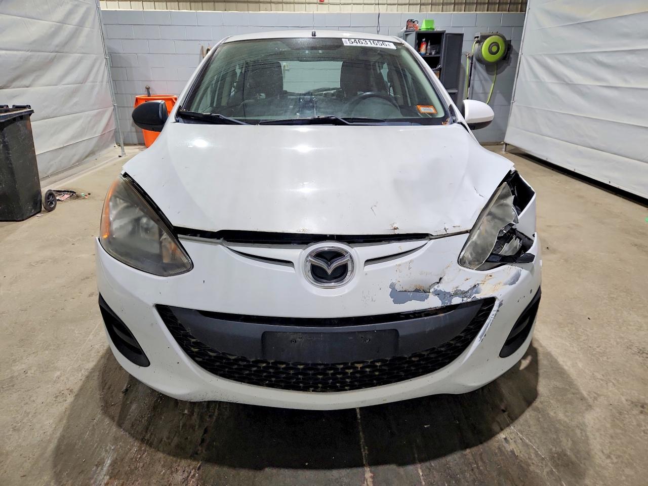 2014 Mazda Mazda2 Sport White vin: JM1DE1KY7E0181584