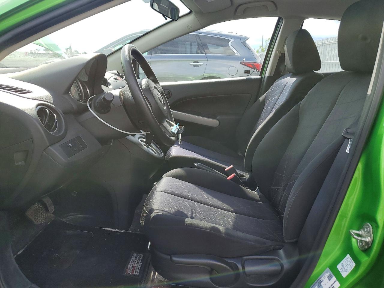 2012 Mazda Mazda2 Green vin: JM1DE1KY8C0143777
