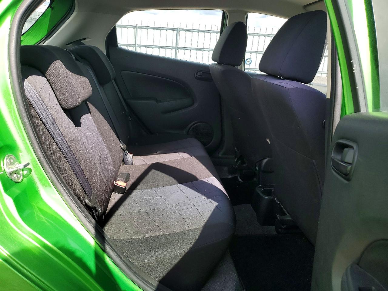 2012 Mazda Mazda2 Green vin: JM1DE1KY8C0143777