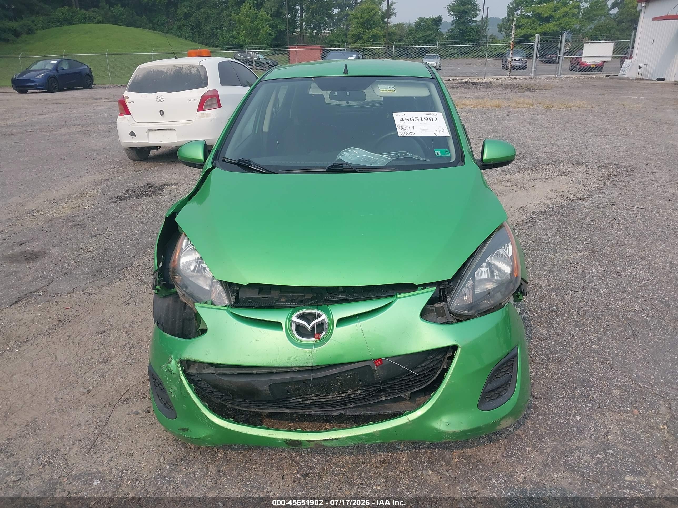2013 Mazda Mazda2 Sport Green vin: JM1DE1KY8D0152934