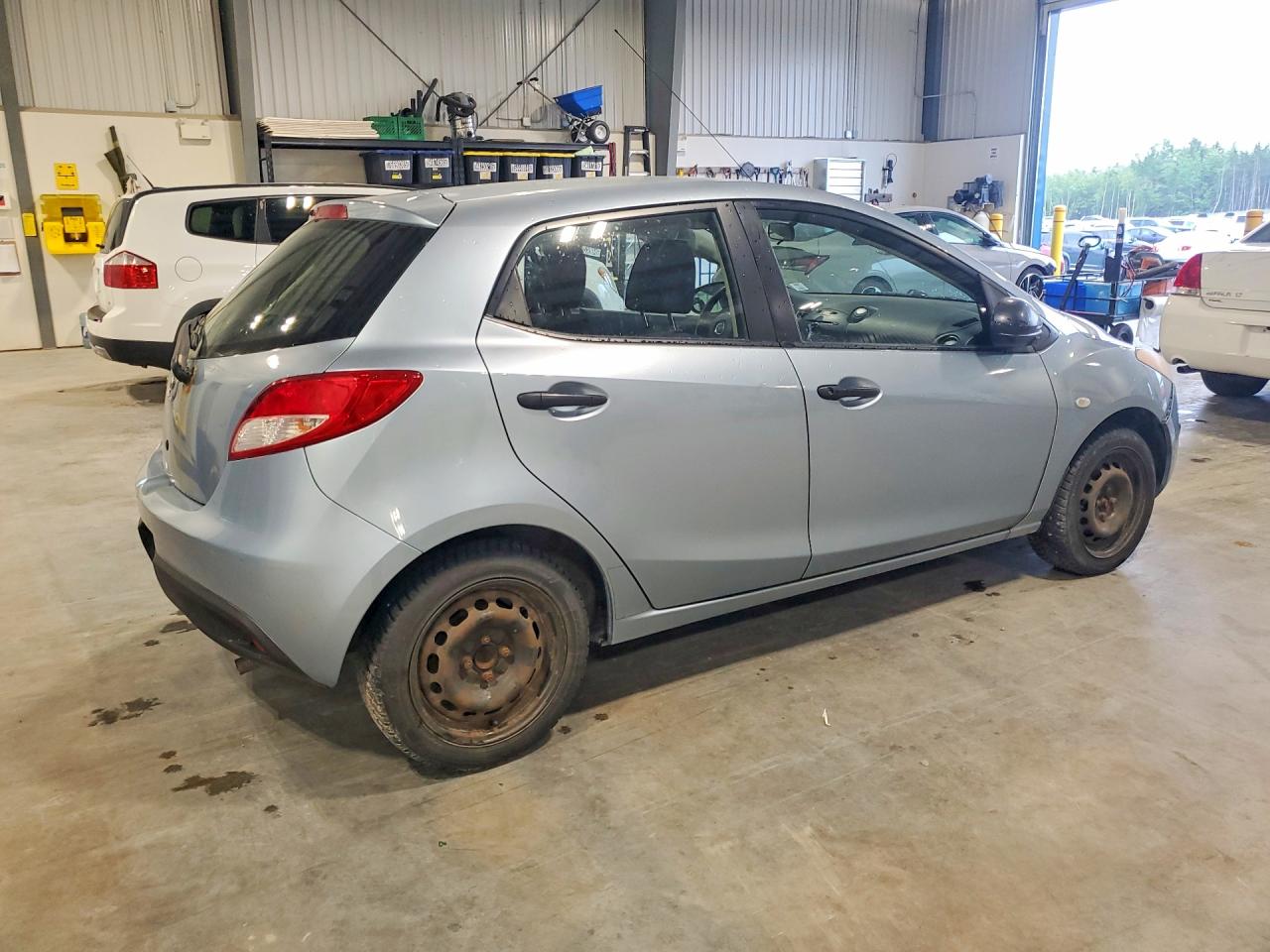 2013 Mazda Mazda2 Gray vin: JM1DE1KY8D0165540