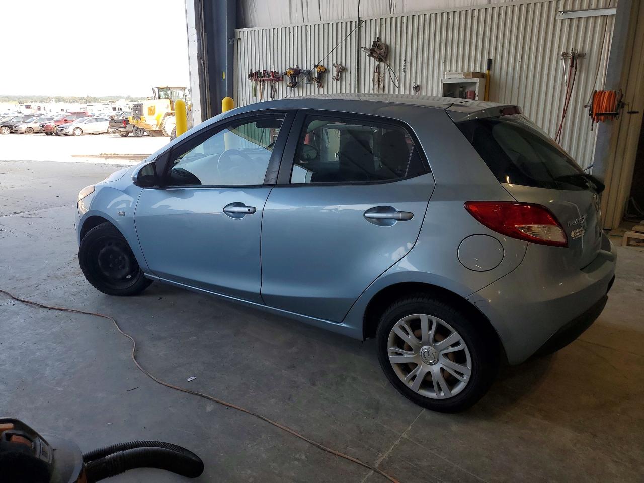 2013 Mazda Mazda2 Blue vin: JM1DE1KY8D0170723