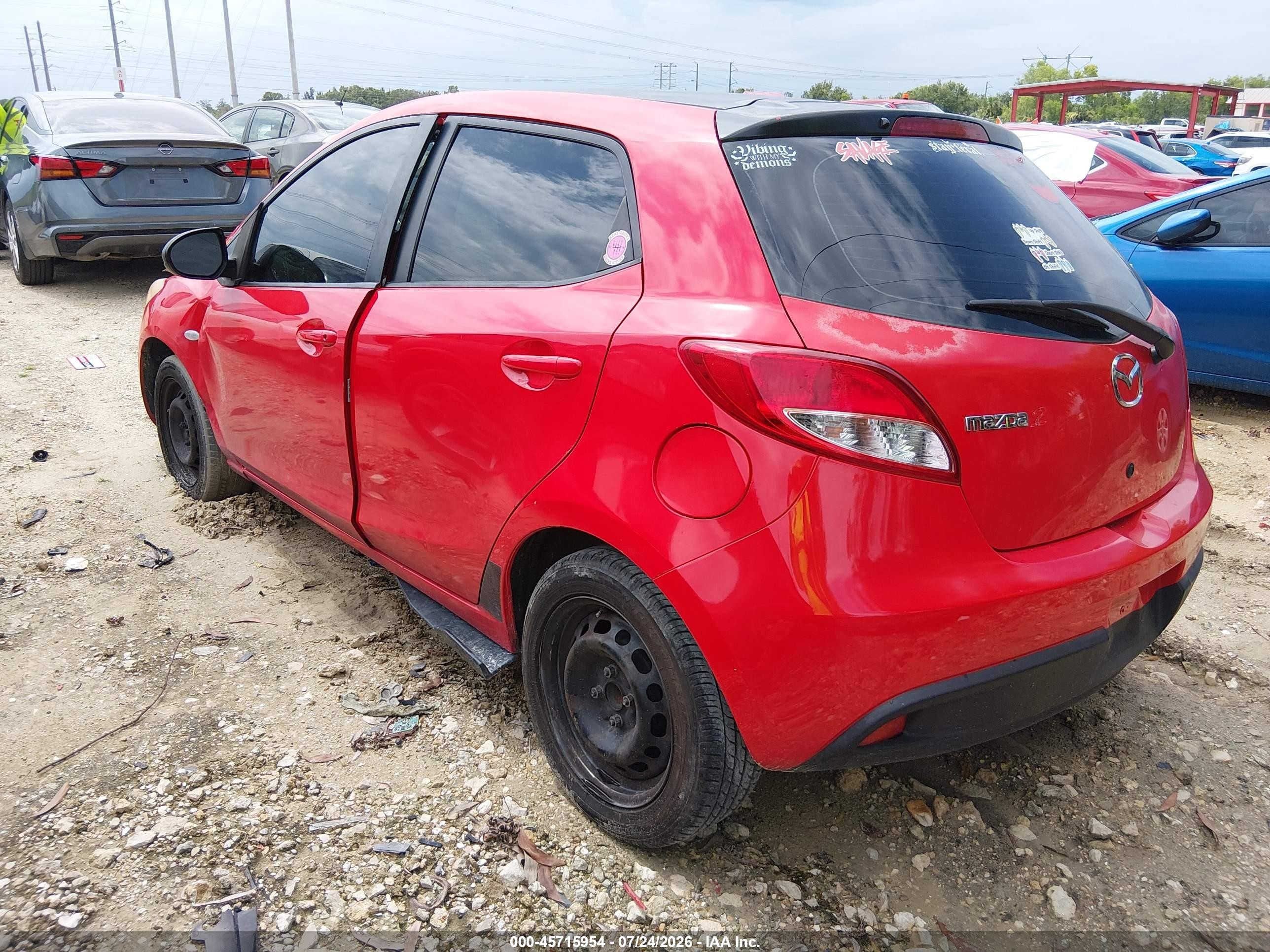 2012 Mazda Mazda2 Sport Red vin: JM1DE1KYXC0140167