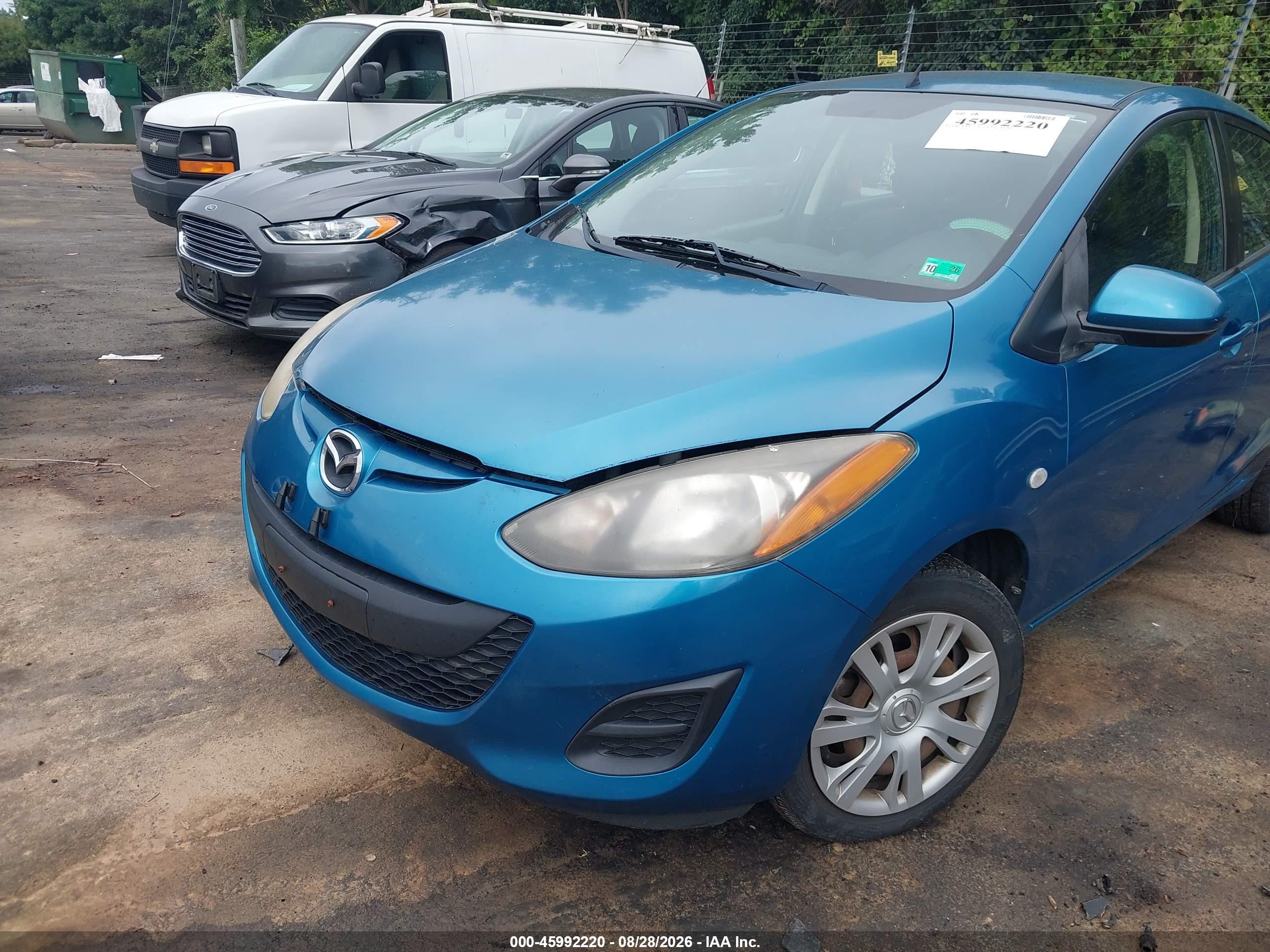2012 Mazda Mazda2 Sport Blue vin: JM1DE1KYXC0142226