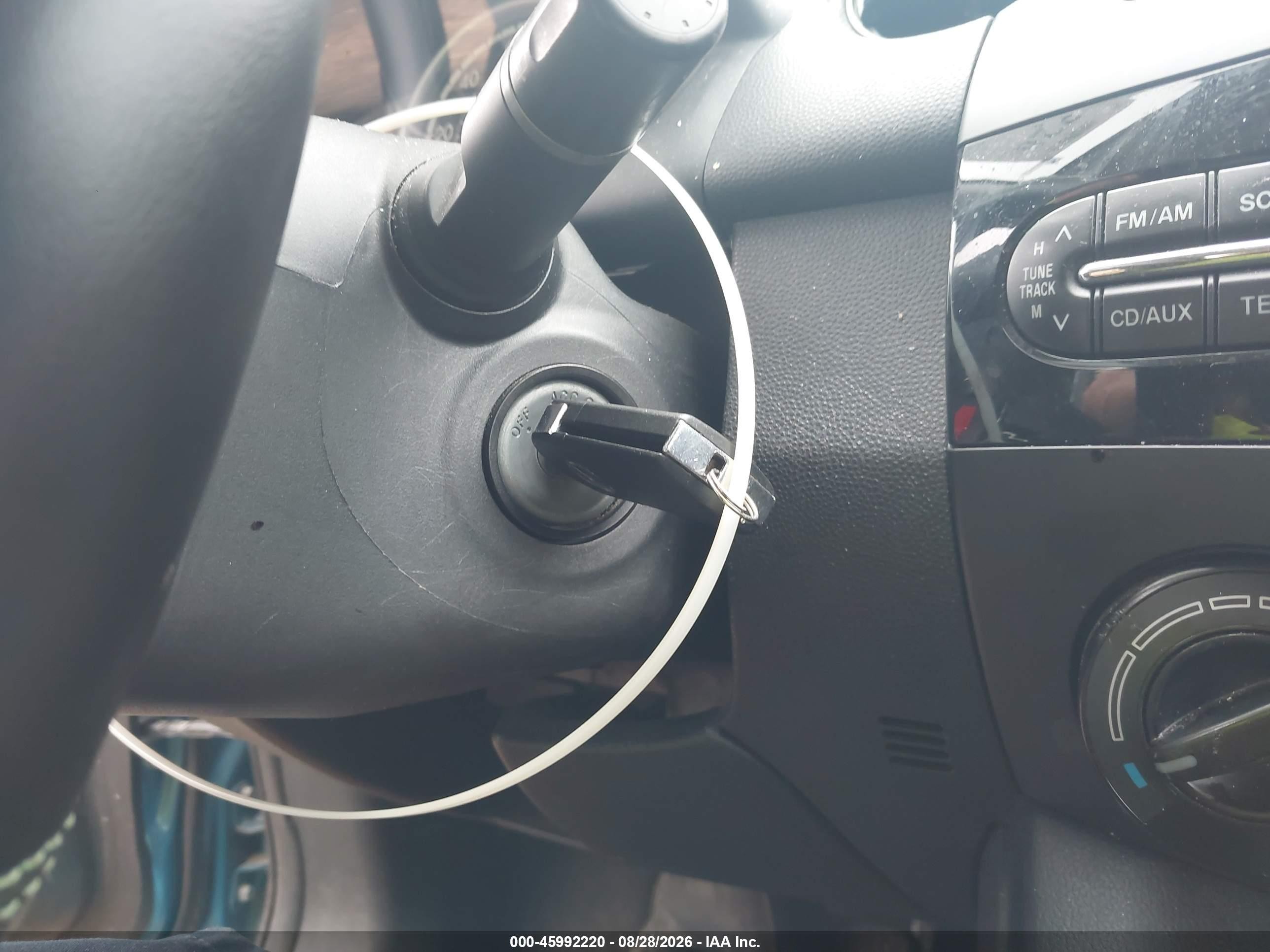 2012 Mazda Mazda2 Sport Blue vin: JM1DE1KYXC0142226