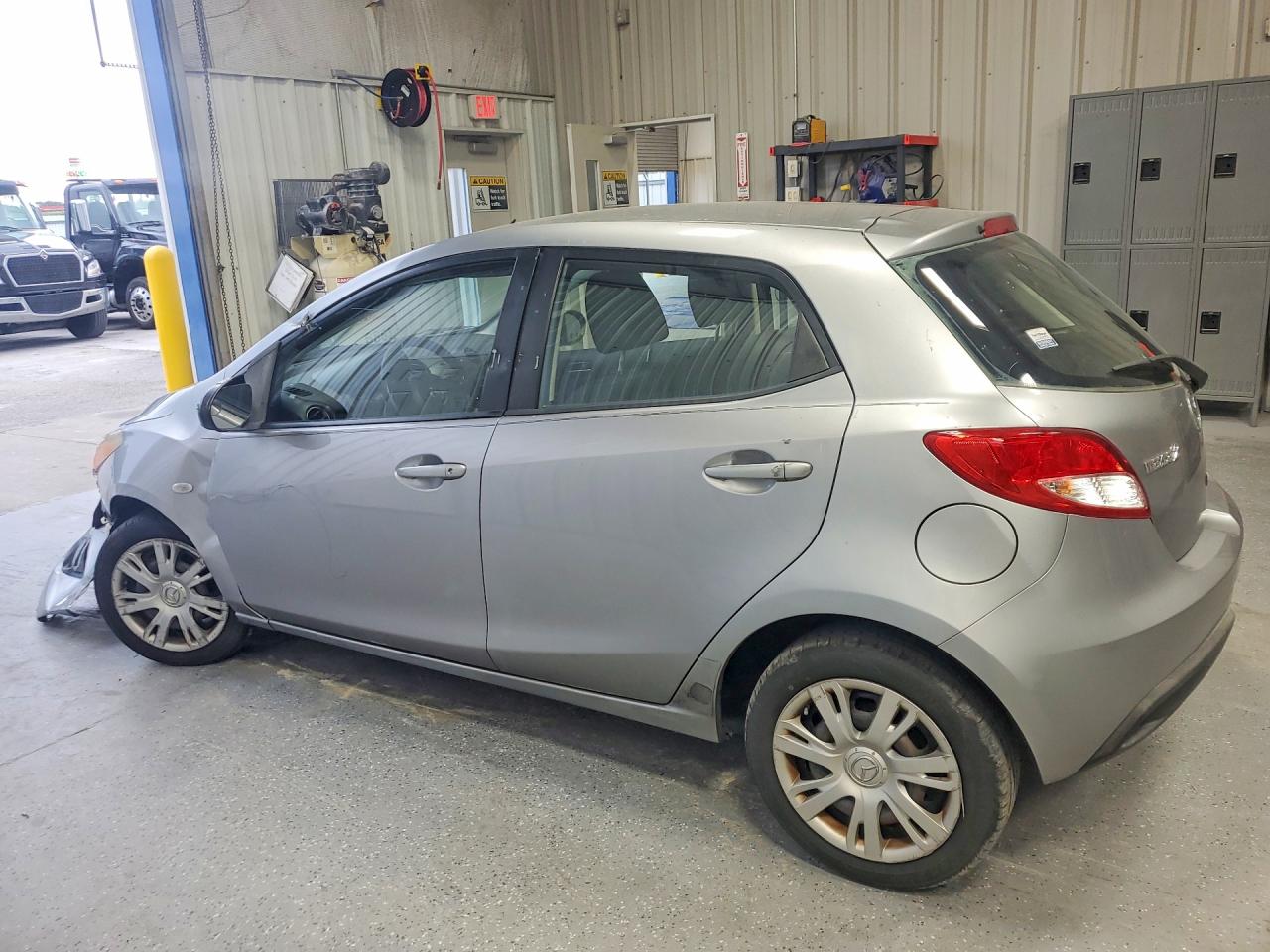 2013 Mazda 2 Gray vin: JM1DE1KYXD0155222