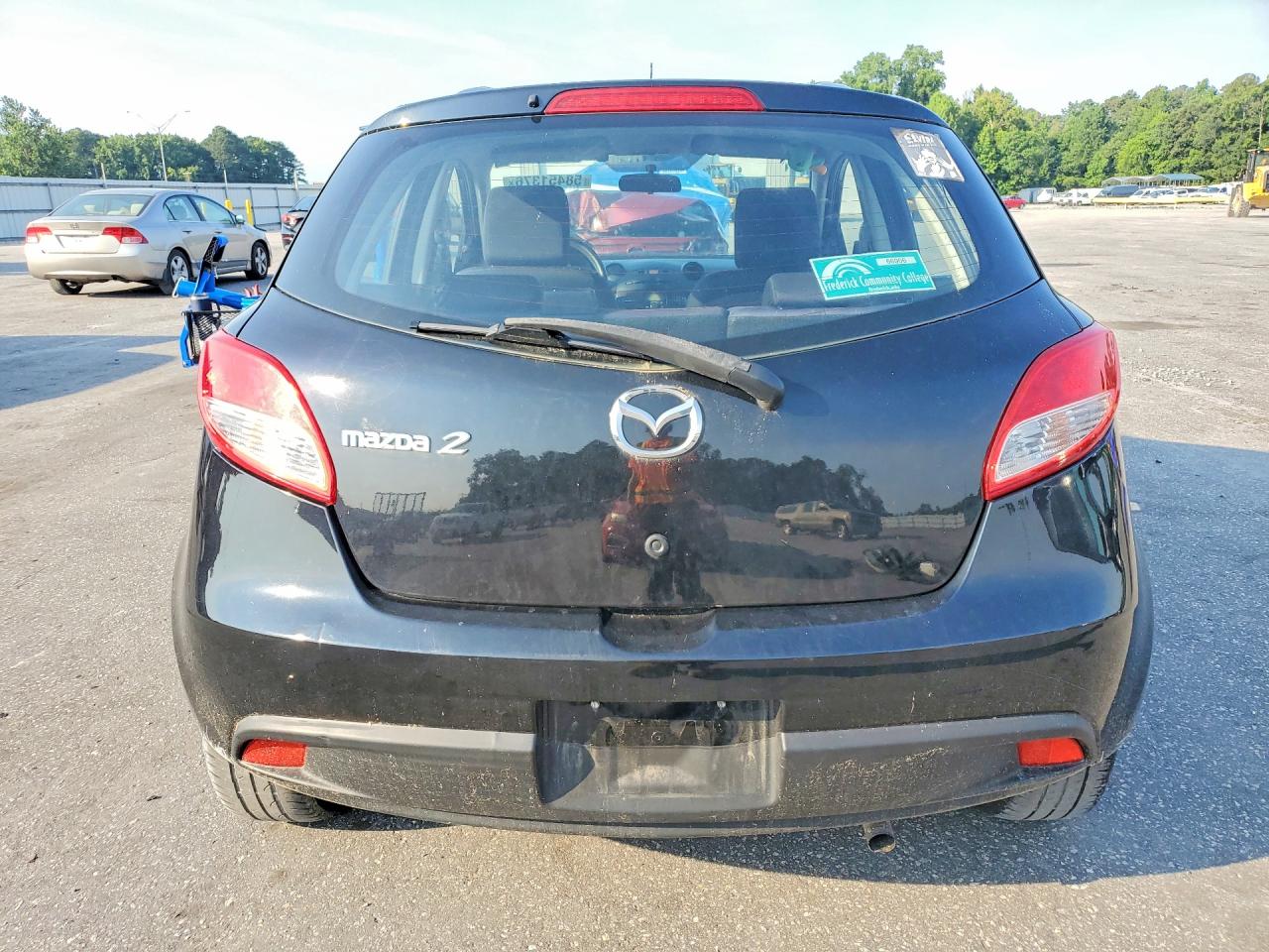 2013 Mazda Mazda2 Black vin: JM1DE1KYXD0159285