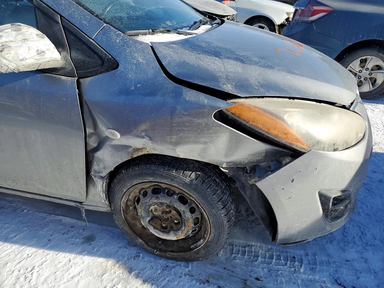 2013 Mazda Mazda 2 Gray vin: JM1DE1KYXD0168634