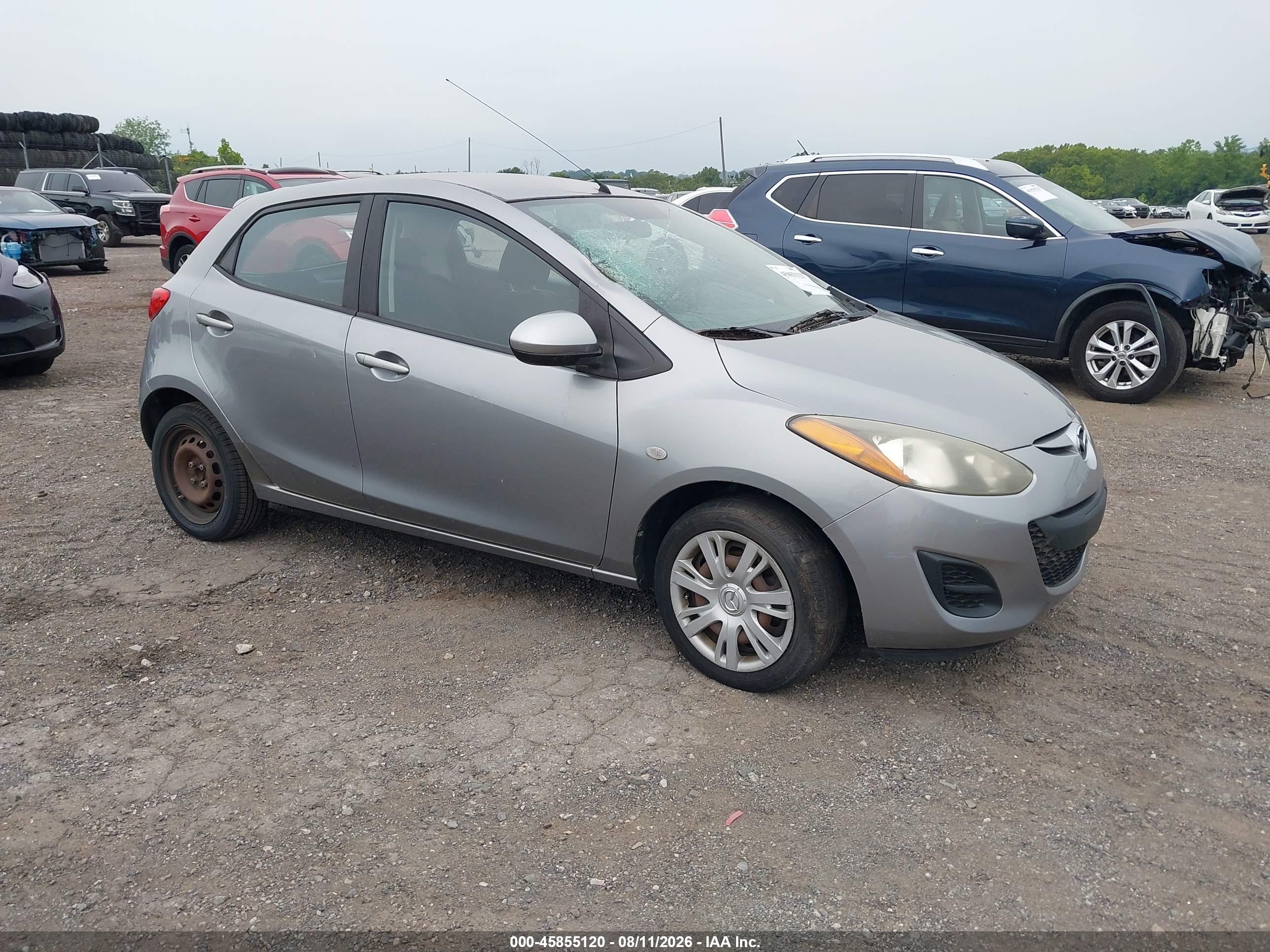 2013 Mazda Mazda2 Sport Gray vin: JM1DE1KYXD0170089