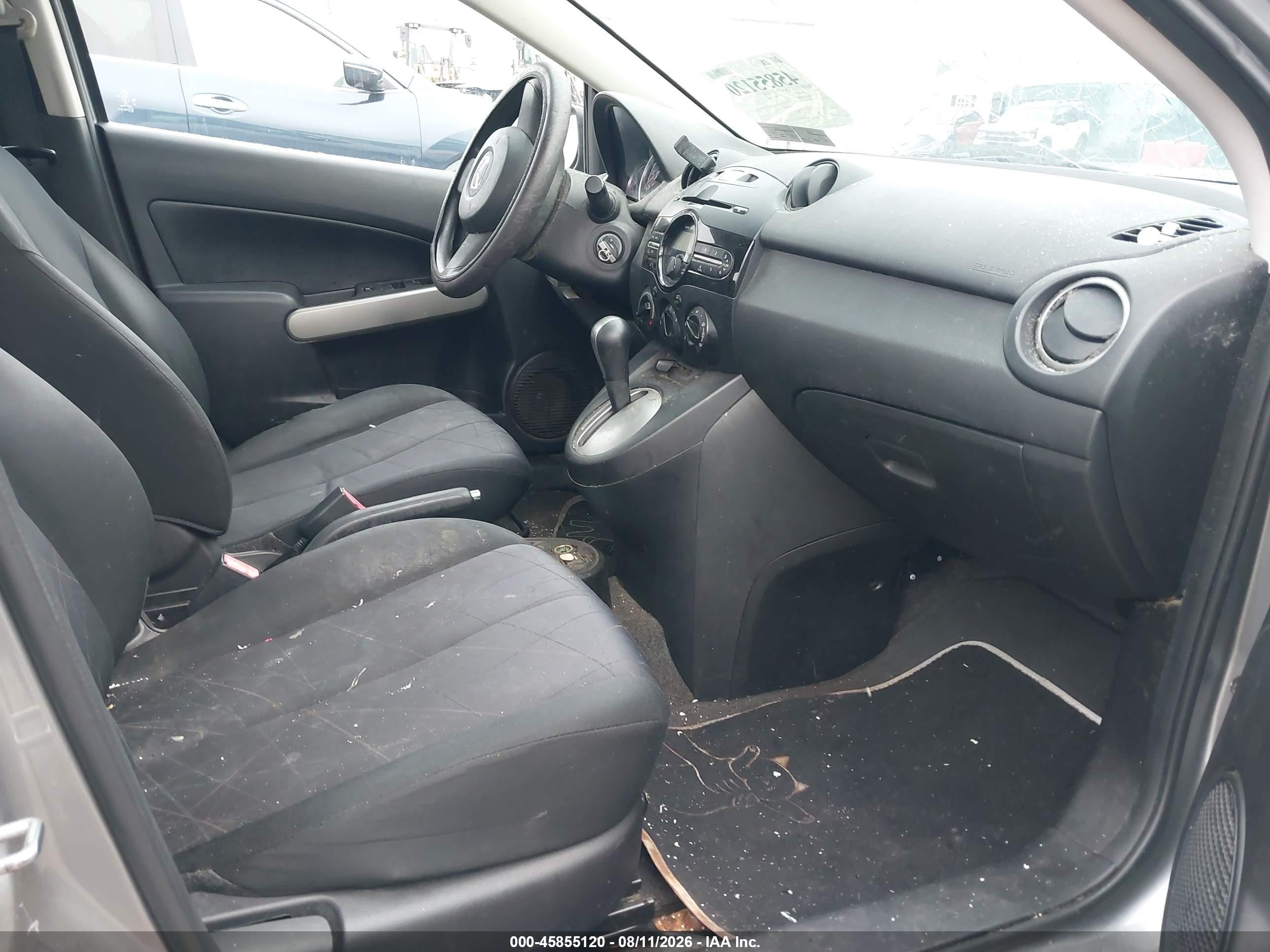 2013 Mazda Mazda2 Sport Gray vin: JM1DE1KYXD0170089