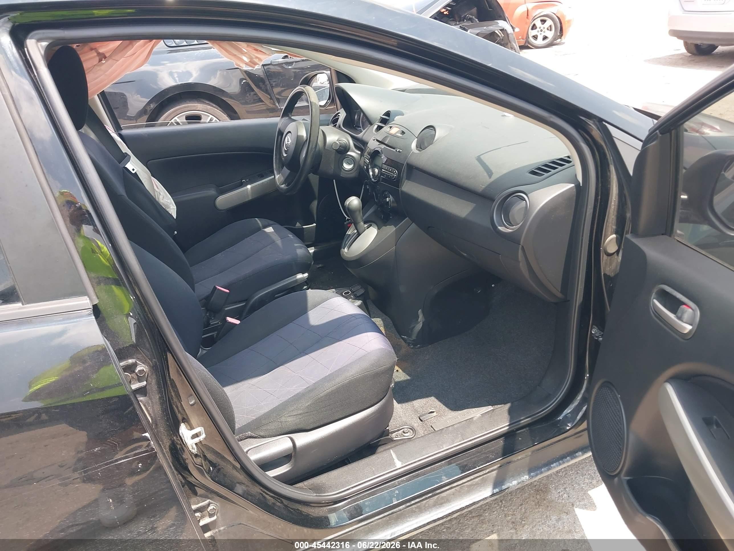 2013 Mazda Mazda2 Sport Black vin: JM1DE1KYXD0170240