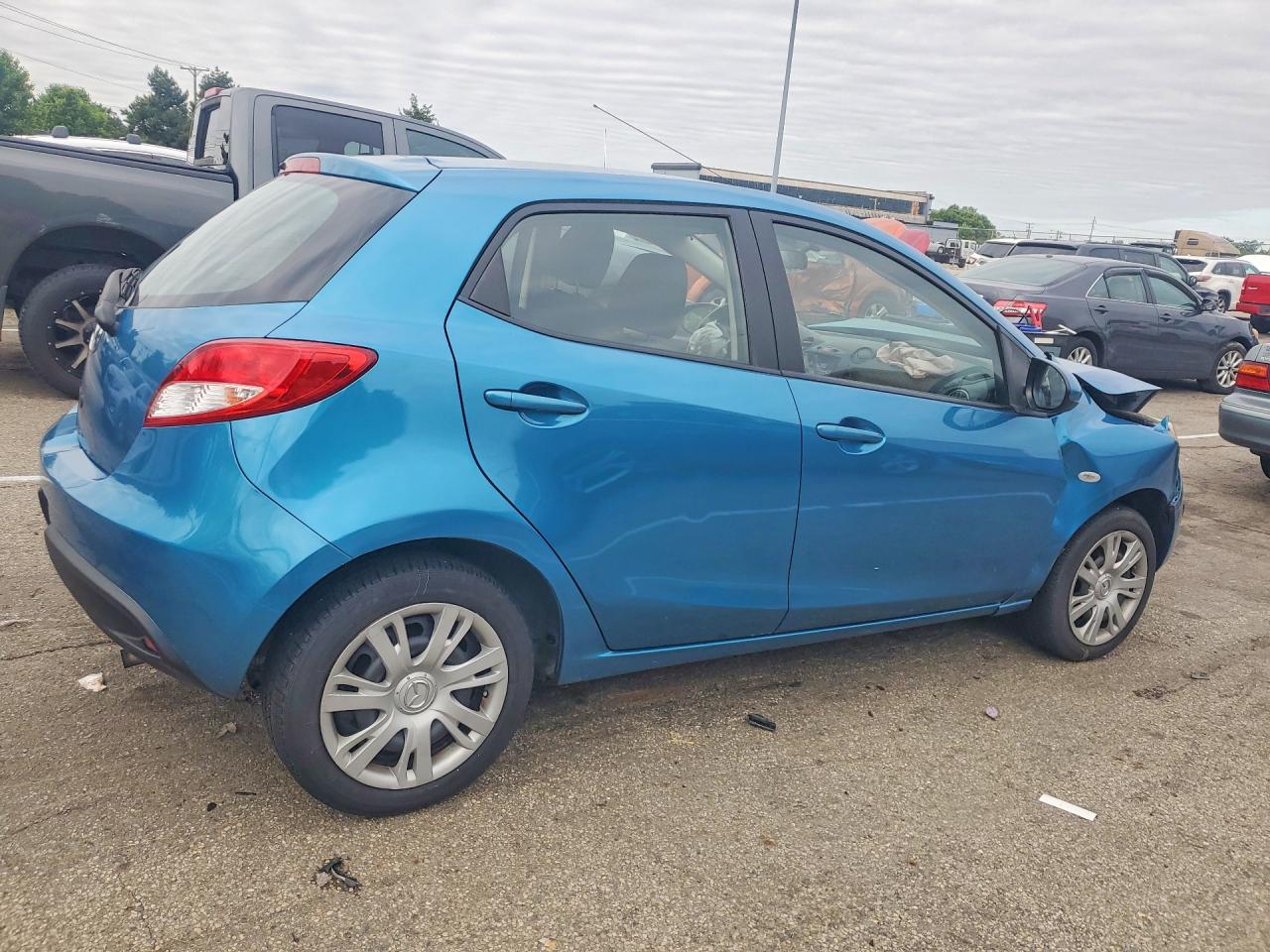 2012 Mazda Mazda2 Blue vin: JM1DE1KZ0C0132958
