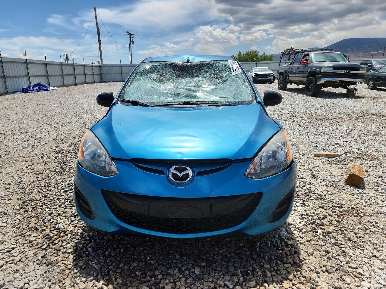 2012 Mazda Mazda2 Blue vin: JM1DE1KZ1C0134279