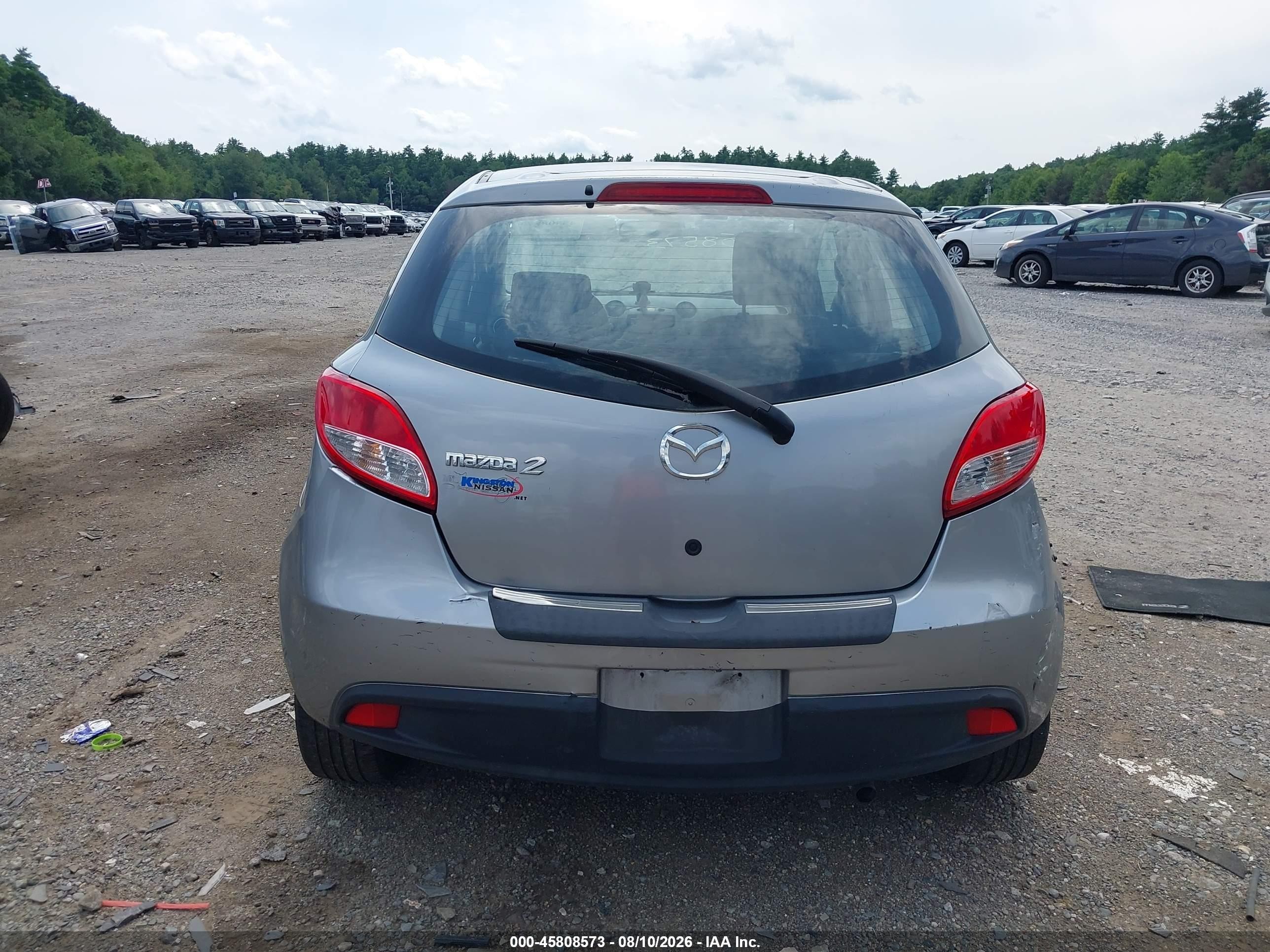 2012 Mazda Mazda2 Sport Silver vin: JM1DE1KZ1C0137036