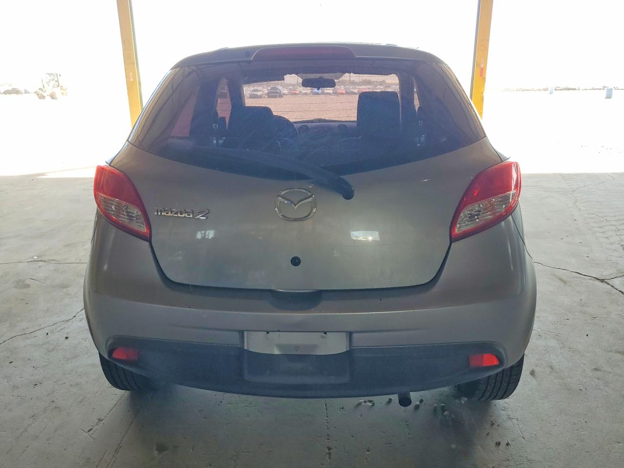 2013 Mazda Mazda2 Silver vin: JM1DE1KZ1D0169261