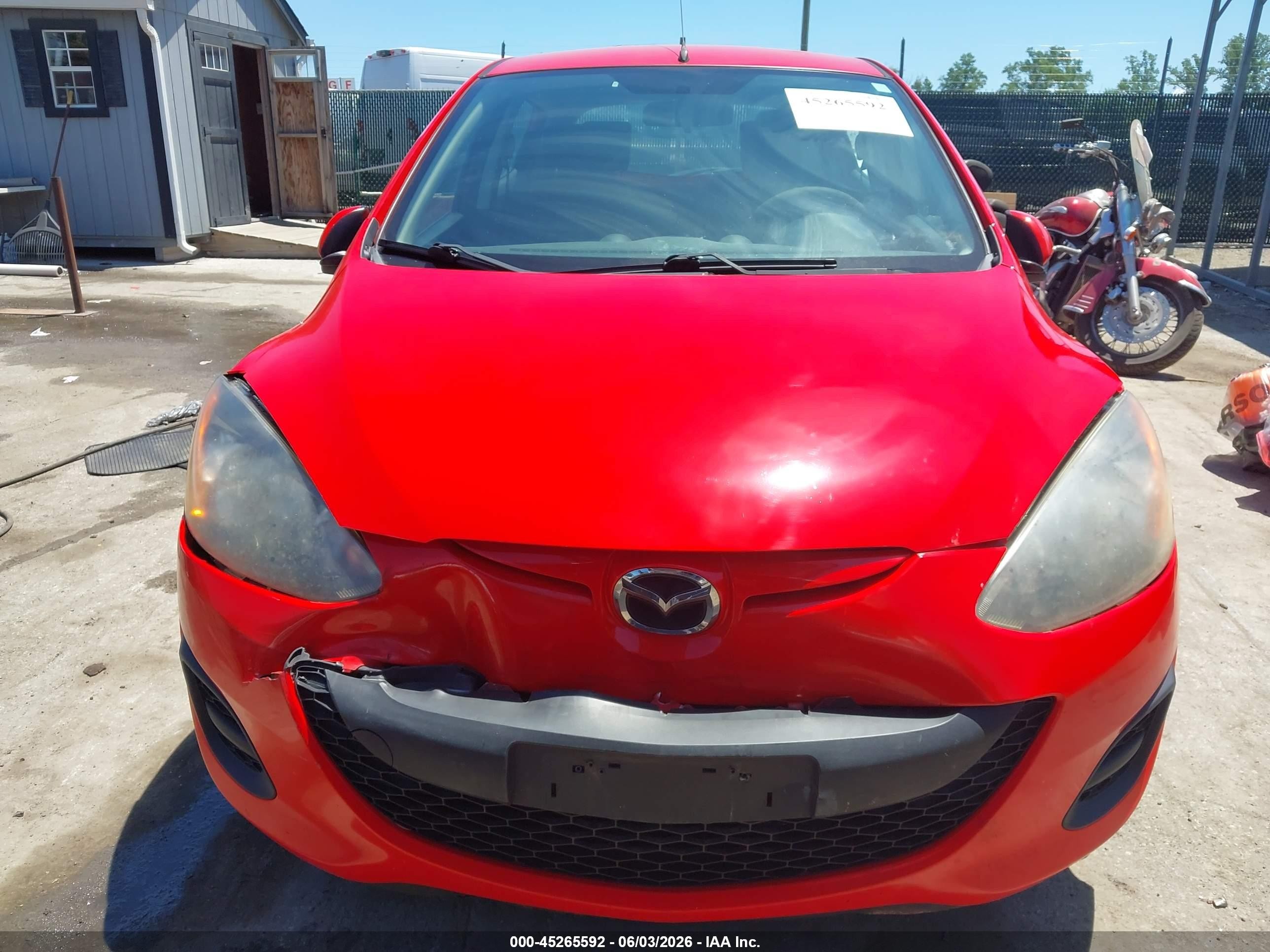 2013 Mazda Mazda2 Sport Red vin: JM1DE1KZ1D0169888