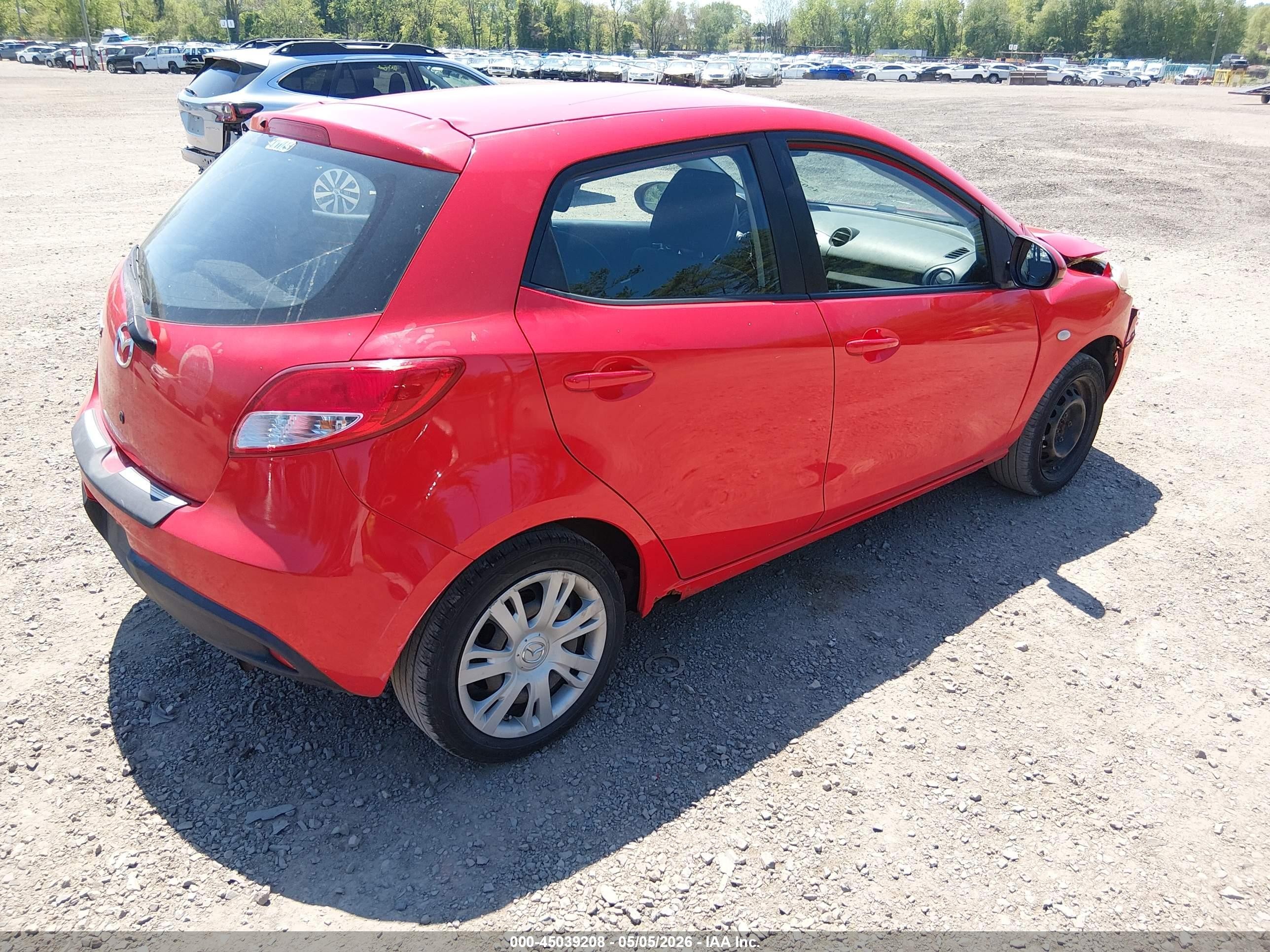 2012 Mazda Mazda2 Sport Красный vin: JM1DE1KZ2C0131813