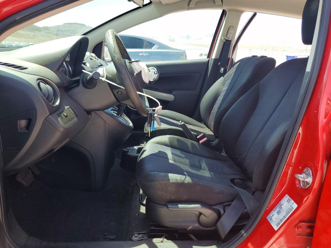 2014 Mazda Mazda2 Sport Красный vin: JM1DE1KZ3E0183258