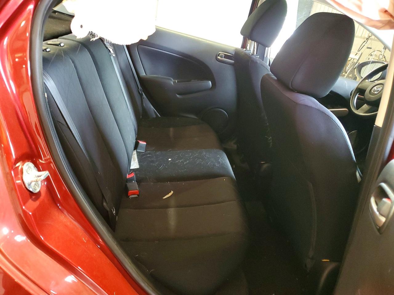 2014 Mazda Mazda2 Sport Red vin: JM1DE1KZ4E0173046