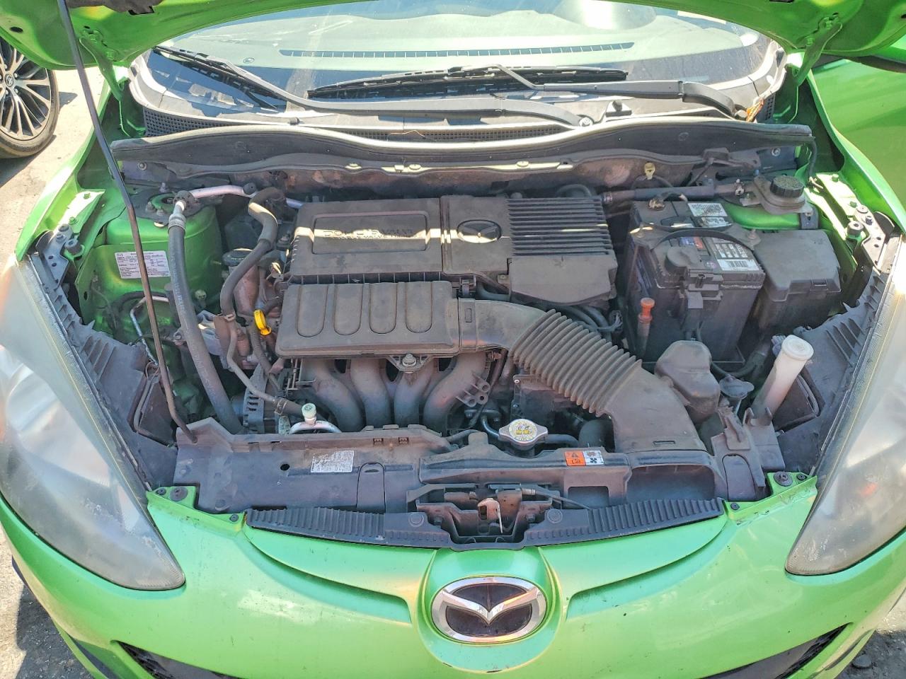 2012 Mazda Mazda2 Green vin: JM1DE1KZ5C0132664
