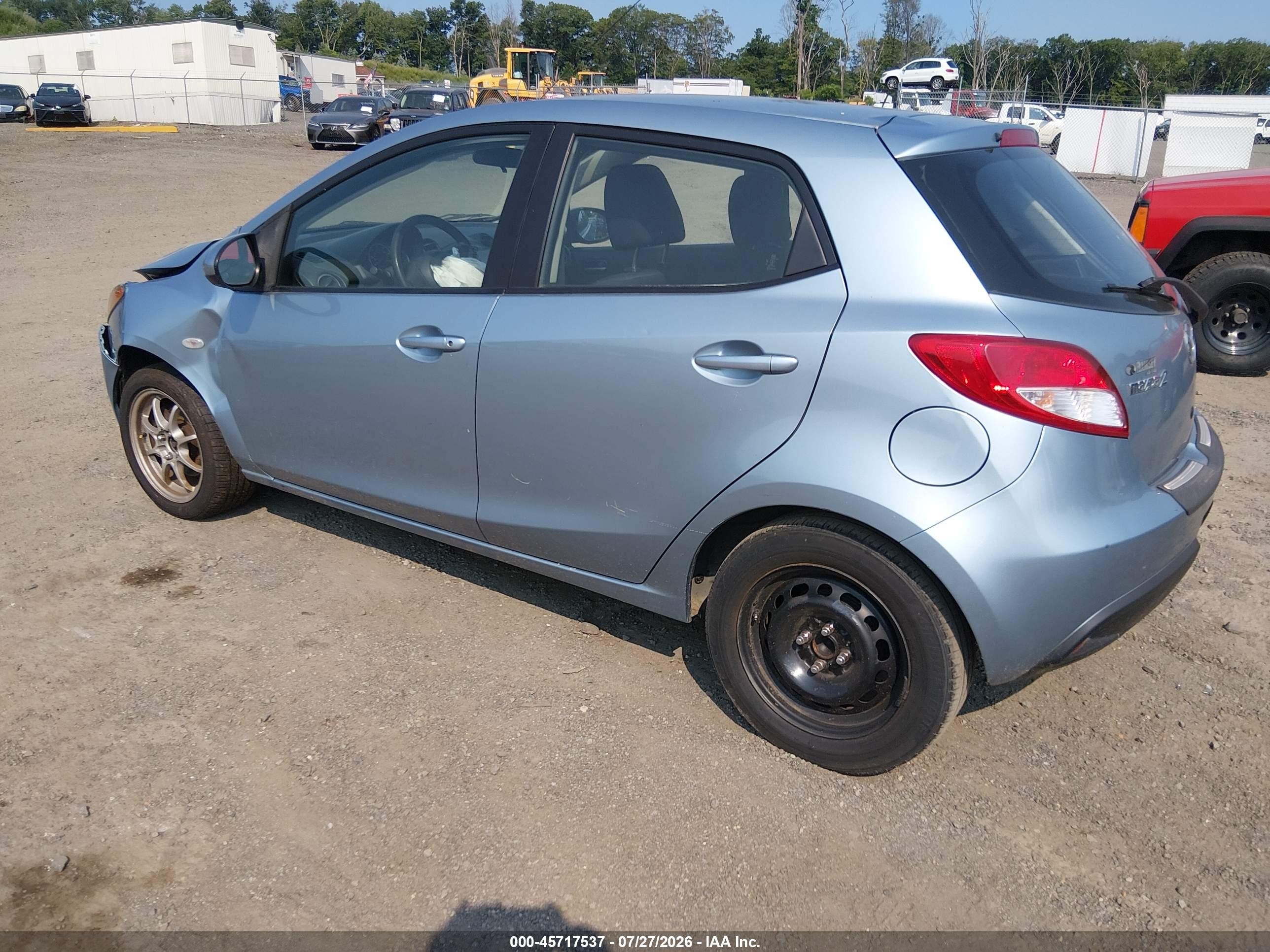 2013 Mazda Mazda2 Sport Light Blue vin: JM1DE1KZ5D0160028