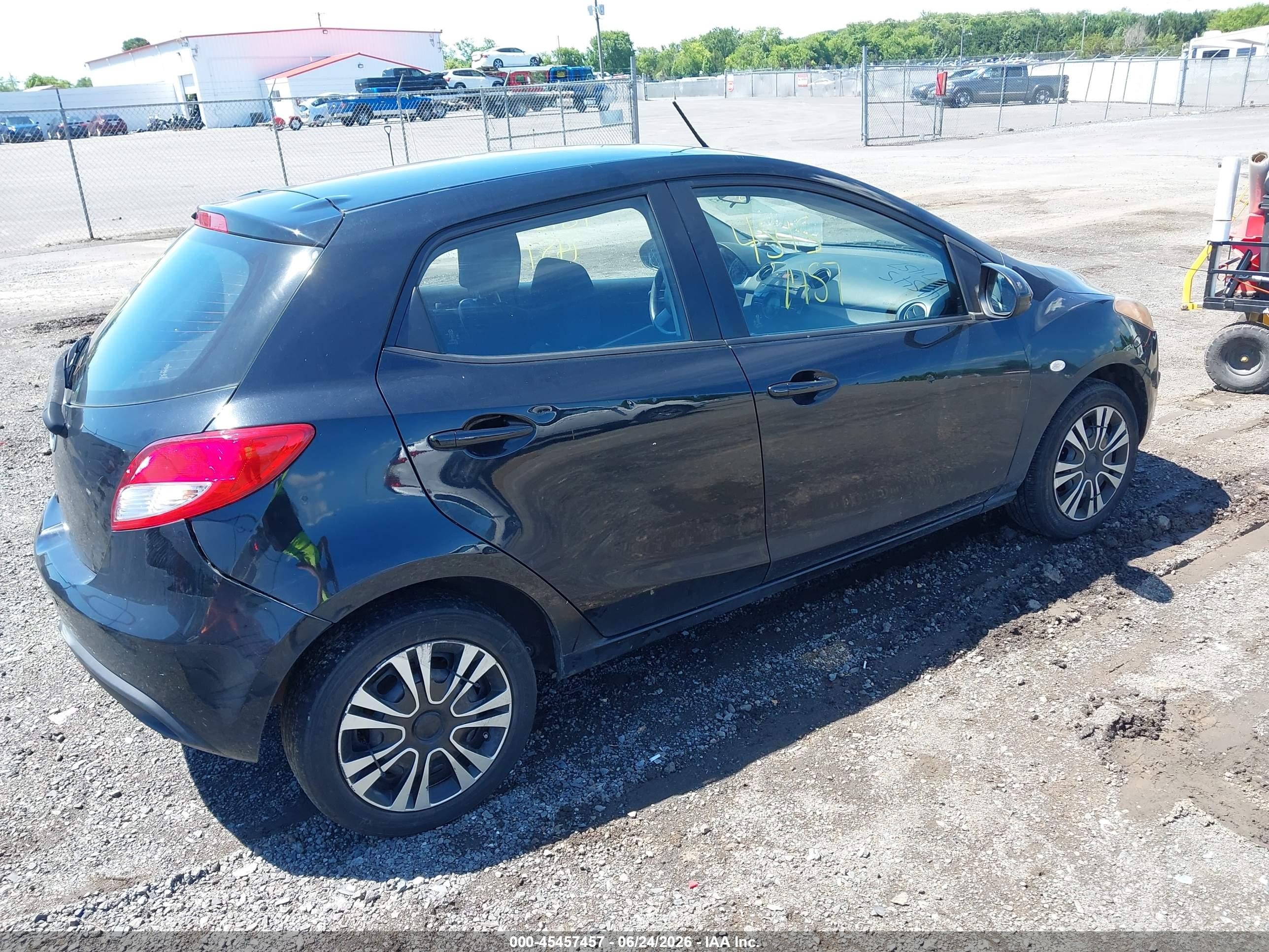 2014 Mazda Mazda2 Sport Black vin: JM1DE1KZ5E0181219