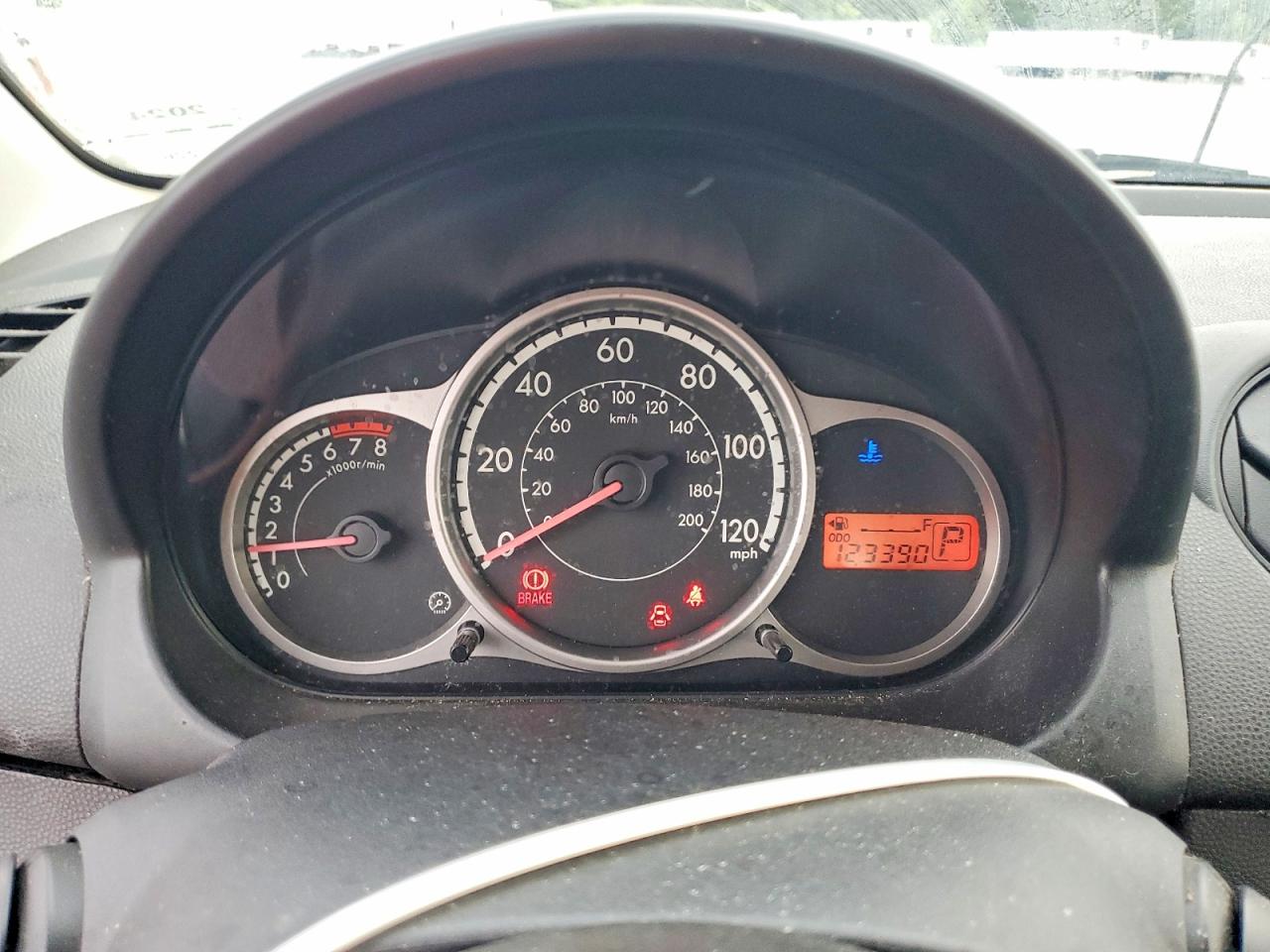 2012 Mazda Mazda2 White vin: JM1DE1KZ6C0133810